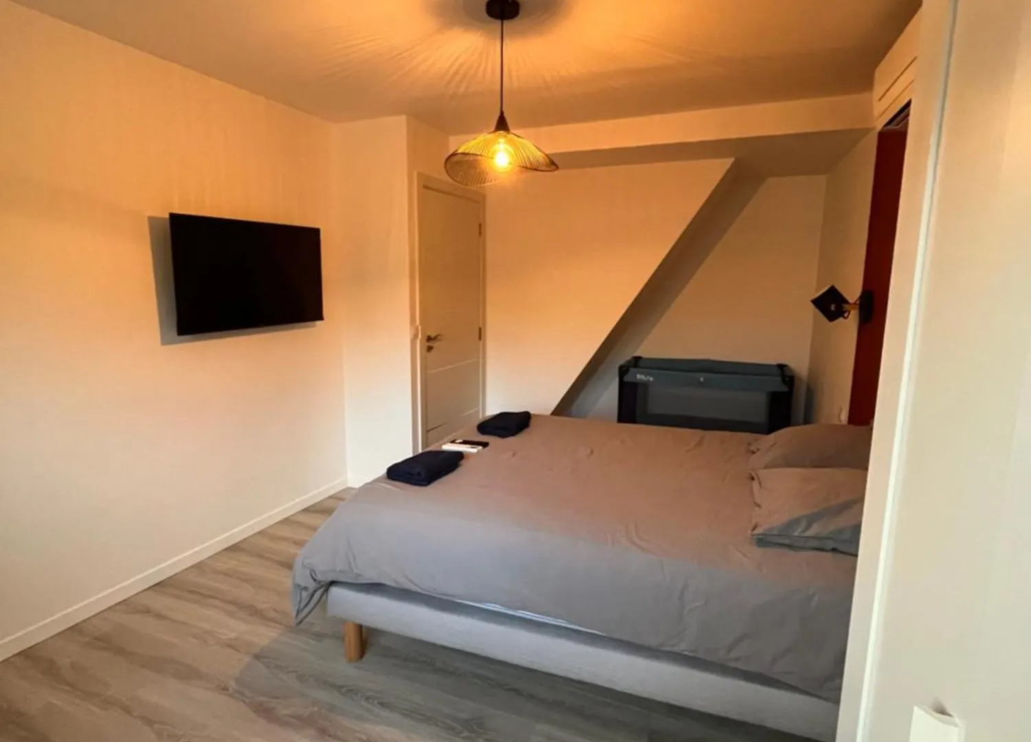 Apartment Logement Spacieux Avec Jacuzzi Le Bourgeat