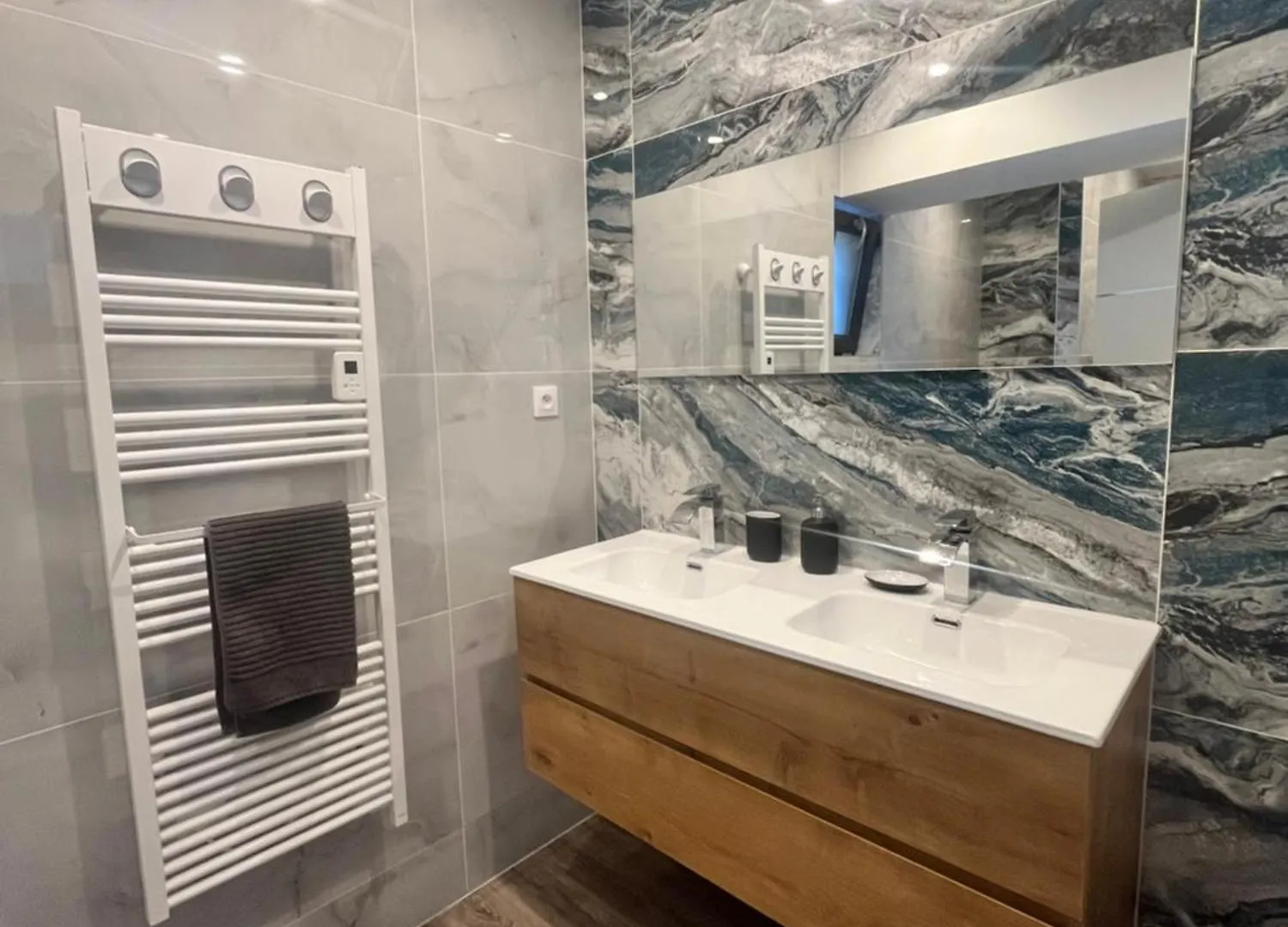 Апартаменты Piscine & Spa Le Bourgeat